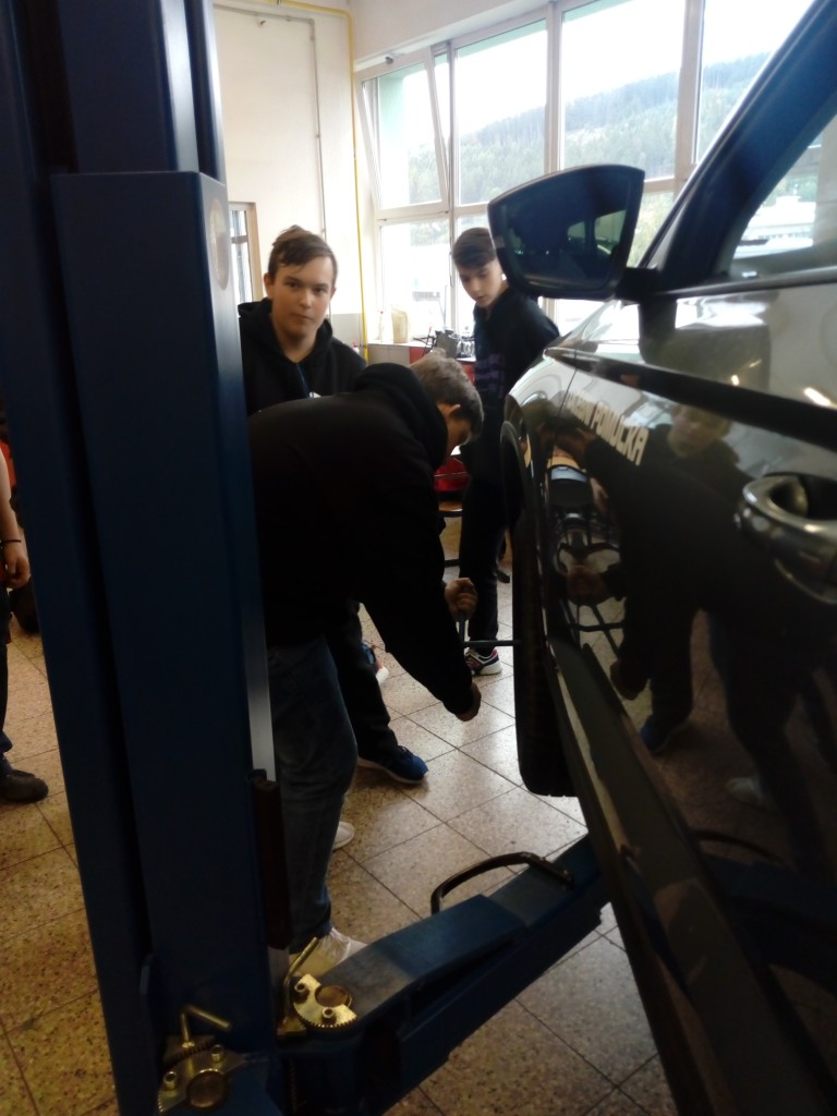 IMG_20191002_112700.jpg