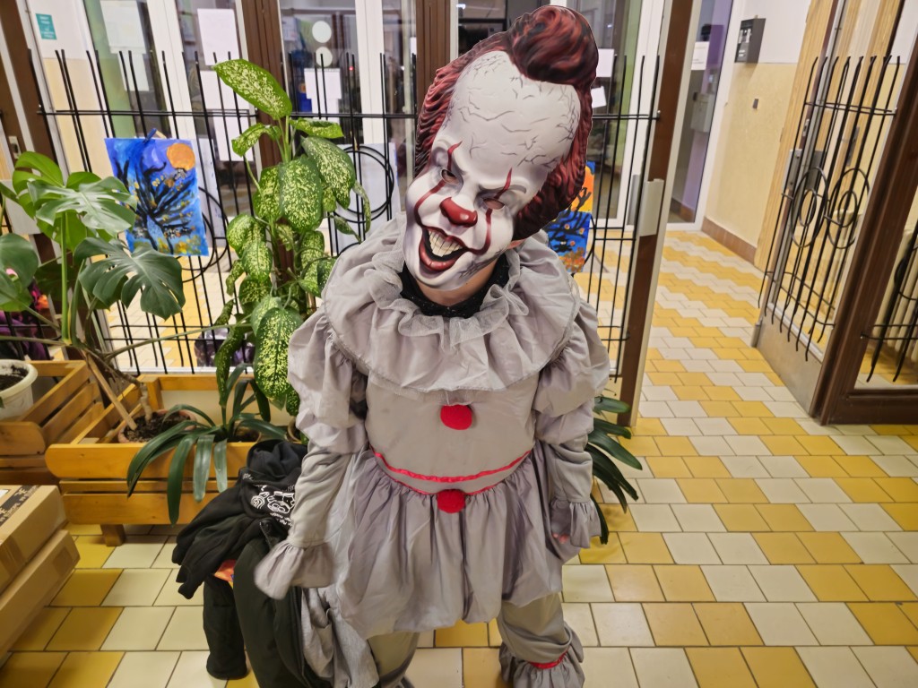 20231031_184112.jpg