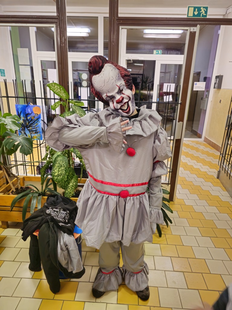 20231031_184115.jpg